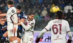 半岛体育网页版登录入口-意甲比赛尽显悬念，最终双方握手言和的简单介绍