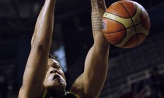 半岛体育直播-古巴队在篮球比赛中搏击到底