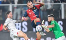 半岛体育电竞-桑普多利亚门将表现出色，帮助球队保住守门大门的简单介绍