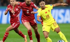 半岛体育官方入口-中国女足队员信心满满，展现出强大实力