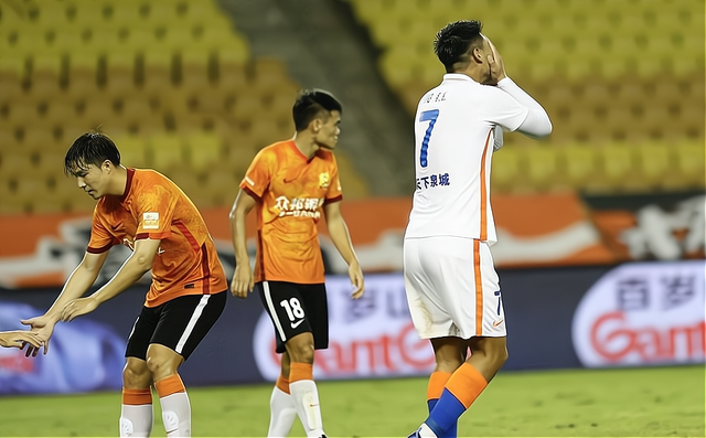 芬兰队与保加利亚队大战一触即发! 芬兰队与保加利亚队大战一触即发!