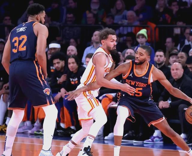 关于老鹰负尼克斯，特雷杨在比赛中展现个人技术的信息