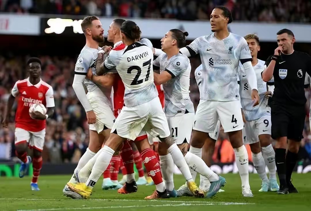 关于球队士气高涨,合作默契攻防俱佳的信息 关于球队士气高涨,合作默契攻防俱佳的信息