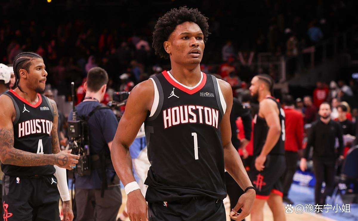 火箭三连胜，客场击溃步行者的简单介绍