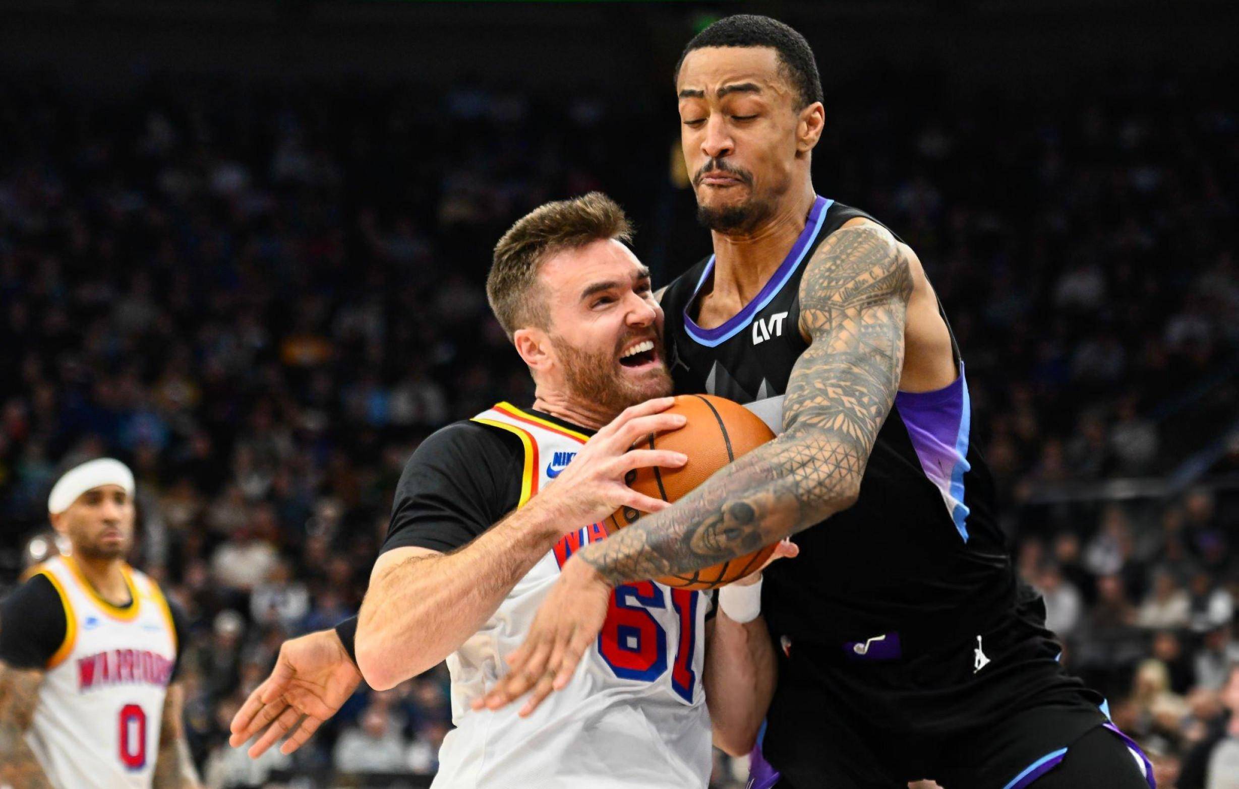 爵士客场负于勇士,遭遇两连败 爵士客场负于勇士,遭遇两连败