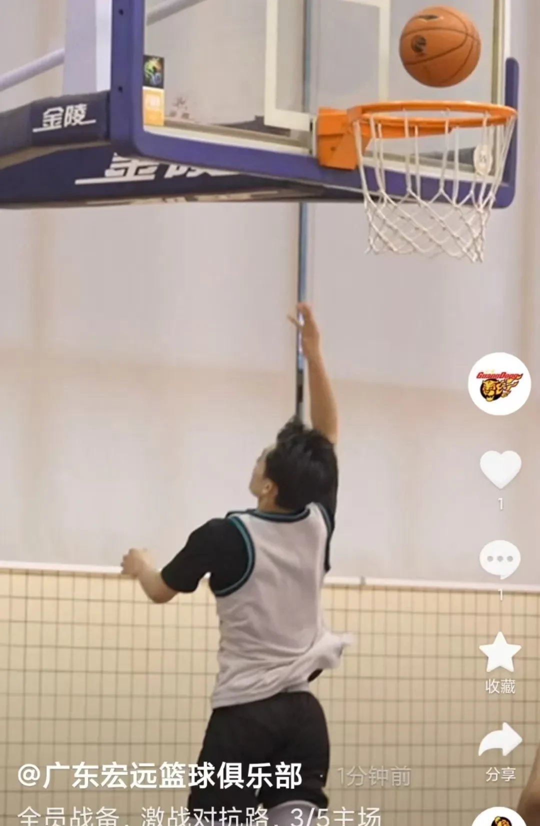 球队训练备战如火如荼，以最佳状态迎战新赛季的简单介绍