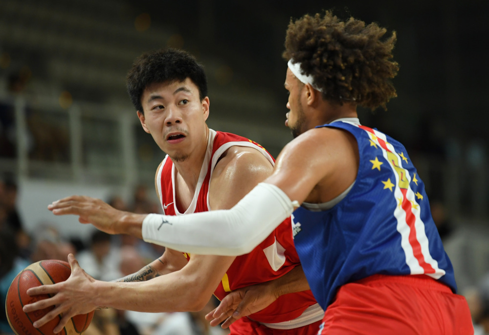 世界顶尖篮球球队齐聚热身赛