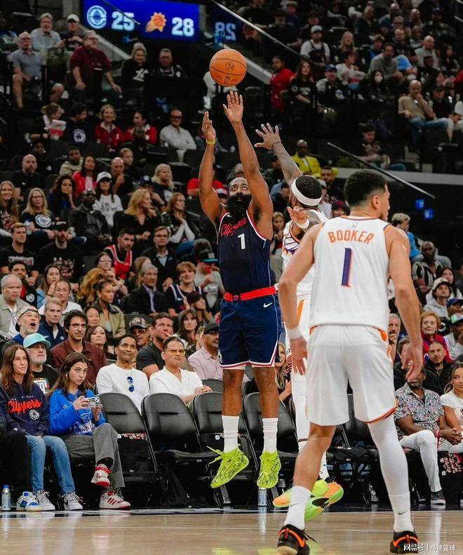 关于快船客场作战，太阳能否主场扳回一城？的信息